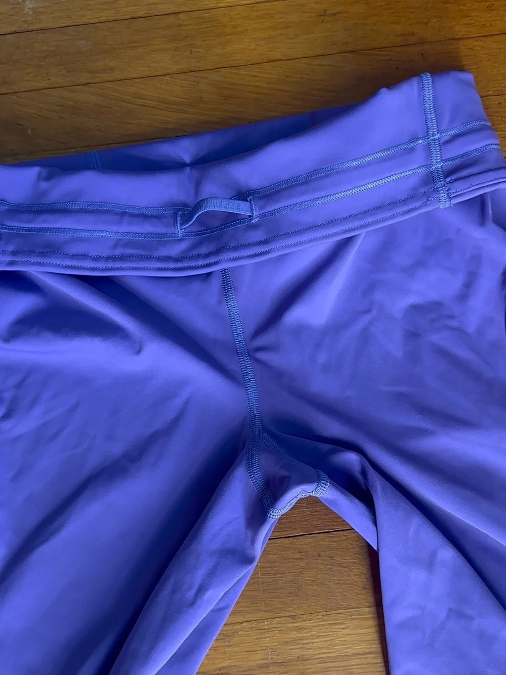 Lululemon Purple Running Leggings Women’s Size 6 Full Length High Rise Drawcord